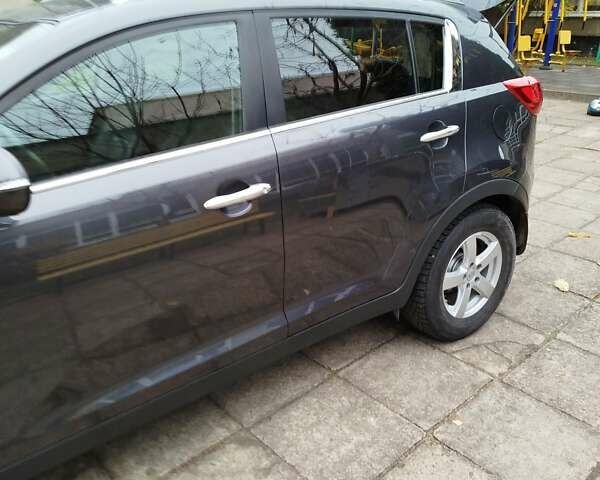 Серый Киа Sportage, объемом двигателя 1.6 л и пробегом 187 тыс. км за 12600 $, фото 3 на Automoto.ua