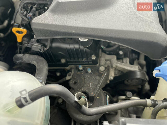 Серый Киа Sportage, объемом двигателя 2 л и пробегом 134 тыс. км за 20500 $, фото 62 на Automoto.ua