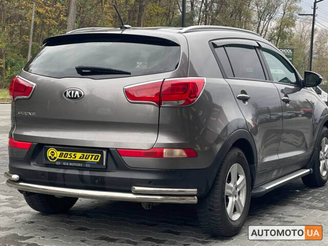 Сірий Кіа Sportage, об'ємом двигуна 2.4 л та пробігом 137 тис. км за 13600 $, фото 5 на Automoto.ua