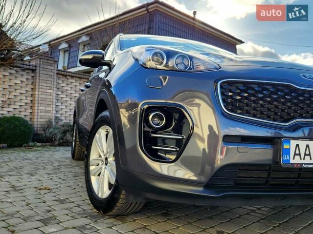 Серый Киа Sportage, объемом двигателя 2 л и пробегом 117 тыс. км за 17800 $, фото 2 на Automoto.ua