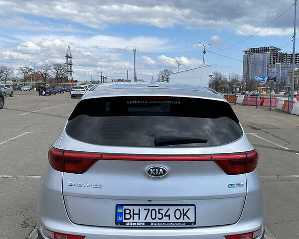 Серый Киа Sportage, объемом двигателя 2 л и пробегом 77 тыс. км за 18000 $, фото 12 на Automoto.ua