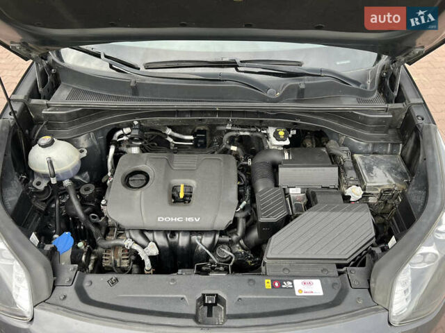 Серый Киа Sportage, объемом двигателя 2 л и пробегом 124 тыс. км за 17300 $, фото 31 на Automoto.ua