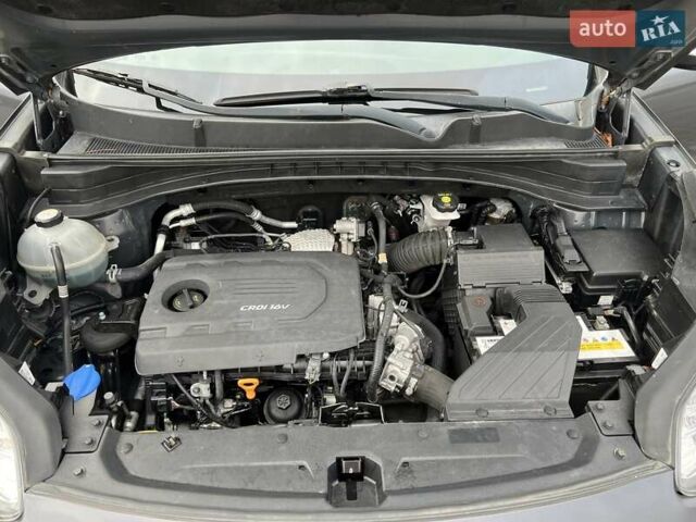 Серый Киа Sportage, объемом двигателя 1.7 л и пробегом 217 тыс. км за 15850 $, фото 37 на Automoto.ua