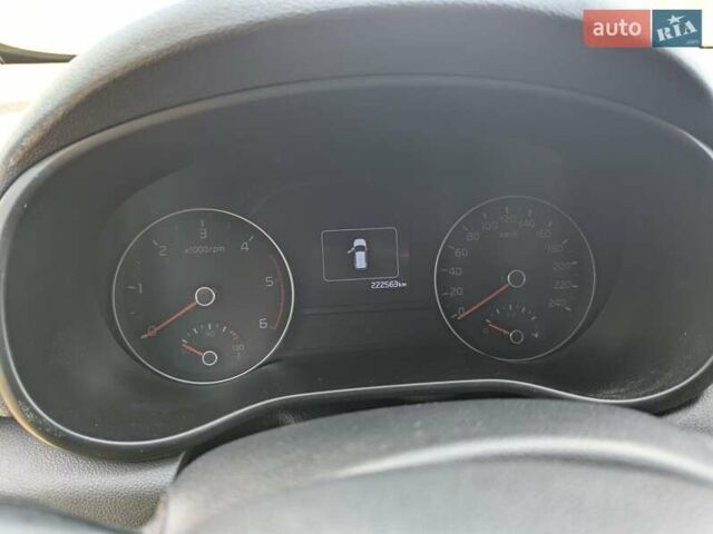 Серый Киа Sportage, объемом двигателя 1.6 л и пробегом 223 тыс. км за 15500 $, фото 1 на Automoto.ua