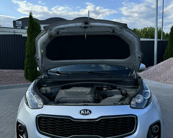 Серый Киа Sportage, объемом двигателя 2 л и пробегом 166 тыс. км за 17900 $, фото 11 на Automoto.ua