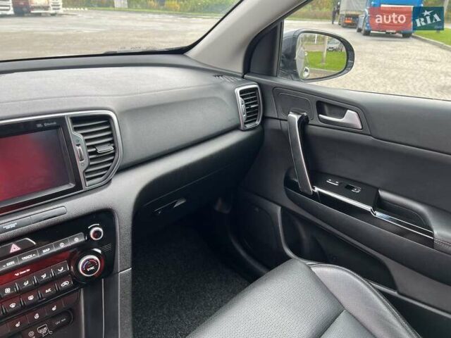 Серый Киа Sportage, объемом двигателя 1.7 л и пробегом 217 тыс. км за 15850 $, фото 57 на Automoto.ua