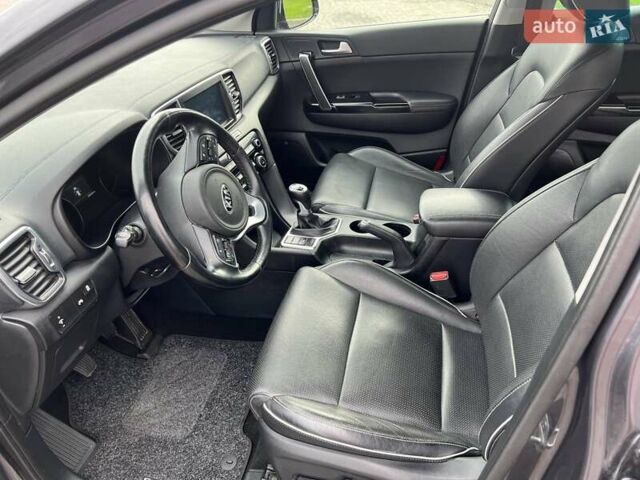 Серый Киа Sportage, объемом двигателя 1.7 л и пробегом 217 тыс. км за 15850 $, фото 41 на Automoto.ua