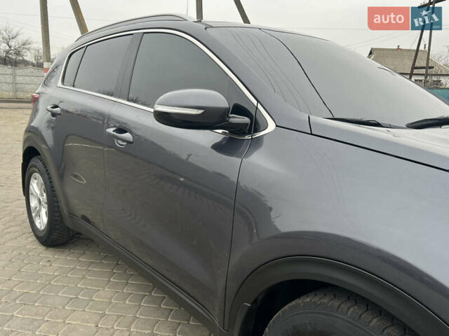 Сірий Кіа Sportage, об'ємом двигуна 1.7 л та пробігом 125 тис. км за 14750 $, фото 39 на Automoto.ua