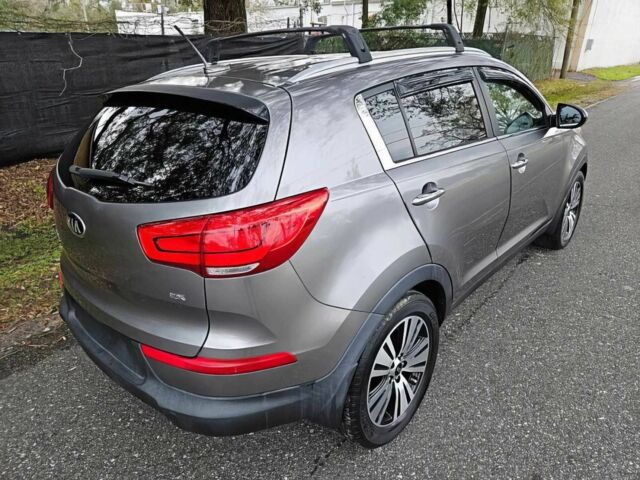 Сірий Кіа Sportage, об'ємом двигуна 2.4 л та пробігом 76 тис. км за 5000 $, фото 4 на Automoto.ua