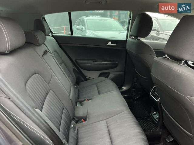 Серый Киа Sportage, объемом двигателя 1.7 л и пробегом 124 тыс. км за 16350 $, фото 18 на Automoto.ua