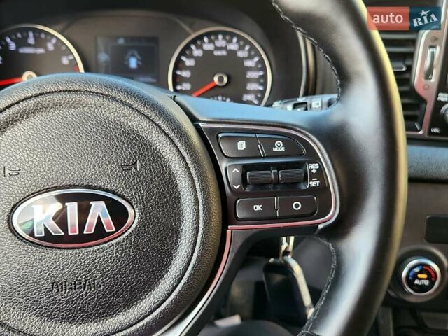 Серый Киа Sportage, объемом двигателя 2 л и пробегом 117 тыс. км за 17800 $, фото 28 на Automoto.ua