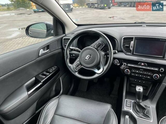 Серый Киа Sportage, объемом двигателя 1.7 л и пробегом 217 тыс. км за 15850 $, фото 59 на Automoto.ua