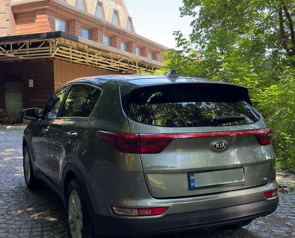 Серый Киа Sportage, объемом двигателя 2.4 л и пробегом 61 тыс. км за 14450 $, фото 1 на Automoto.ua