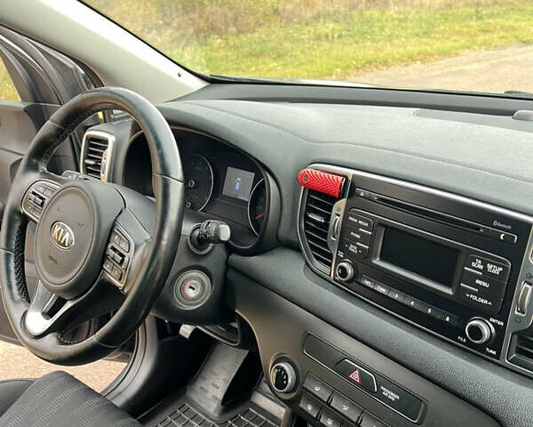 Серый Киа Sportage, объемом двигателя 2 л и пробегом 124 тыс. км за 17300 $, фото 30 на Automoto.ua
