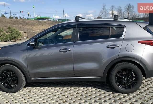 Серый Киа Sportage, объемом двигателя 2 л и пробегом 155 тыс. км за 17400 $, фото 5 на Automoto.ua
