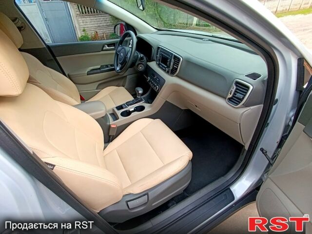 Сірий Кіа Sportage, об'ємом двигуна 2.4 л та пробігом 170 тис. км за 14500 $, фото 3 на Automoto.ua