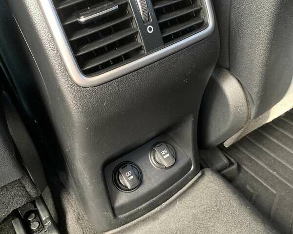 Серый Киа Sportage, объемом двигателя 2 л и пробегом 155 тыс. км за 17400 $, фото 8 на Automoto.ua