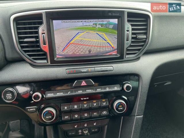 Серый Киа Sportage, объемом двигателя 1.7 л и пробегом 217 тыс. км за 15850 $, фото 63 на Automoto.ua