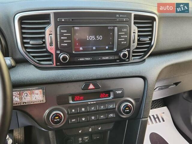Серый Киа Sportage, объемом двигателя 2 л и пробегом 117 тыс. км за 17800 $, фото 32 на Automoto.ua