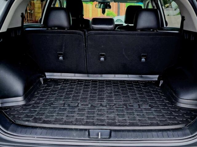 Серый Киа Sportage, объемом двигателя 2.4 л и пробегом 118 тыс. км за 15900 $, фото 10 на Automoto.ua