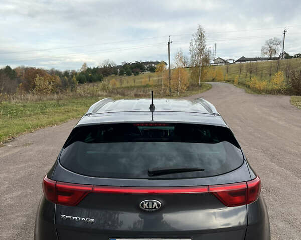 Серый Киа Sportage, объемом двигателя 2 л и пробегом 124 тыс. км за 17300 $, фото 8 на Automoto.ua