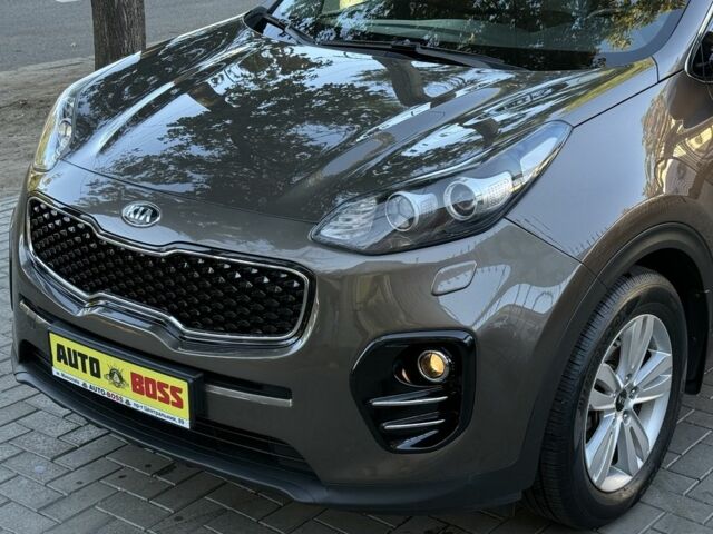 Серый Киа Sportage, объемом двигателя 1.6 л и пробегом 152 тыс. км за 16999 $, фото 12 на Automoto.ua