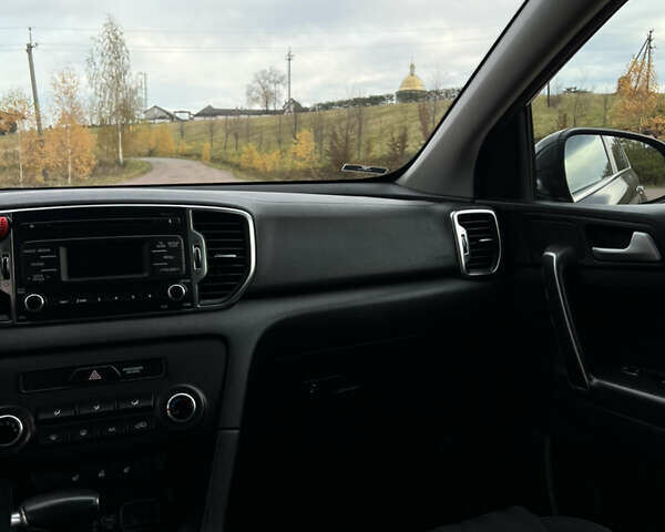 Серый Киа Sportage, объемом двигателя 2 л и пробегом 124 тыс. км за 17300 $, фото 25 на Automoto.ua