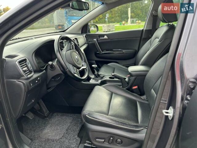 Серый Киа Sportage, объемом двигателя 1.7 л и пробегом 217 тыс. км за 15850 $, фото 40 на Automoto.ua