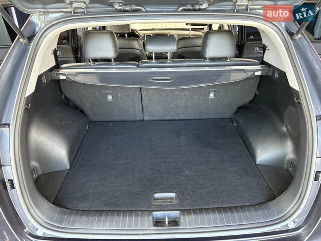 Серый Киа Sportage, объемом двигателя 2 л и пробегом 190 тыс. км за 19000 $, фото 13 на Automoto.ua