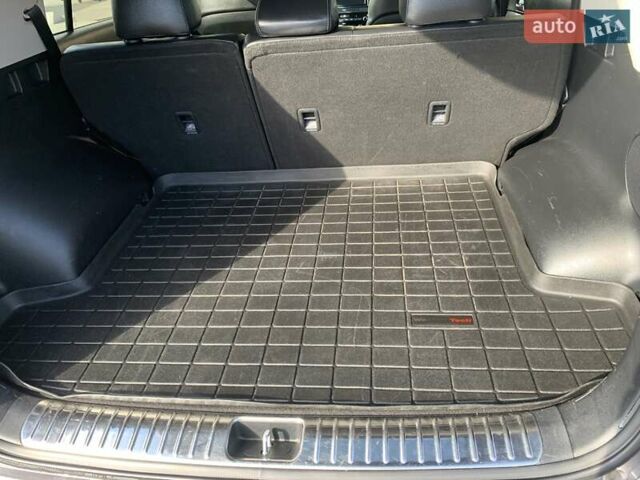 Серый Киа Sportage, объемом двигателя 2 л и пробегом 155 тыс. км за 17400 $, фото 6 на Automoto.ua