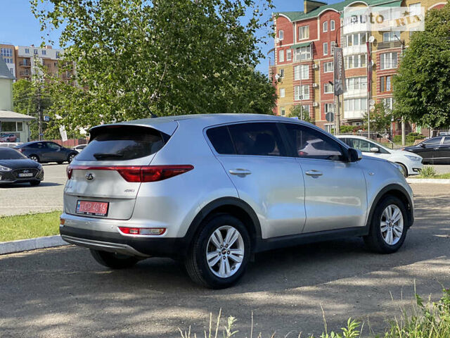 Серый Киа Sportage, объемом двигателя 2 л и пробегом 104 тыс. км за 18900 $, фото 2 на Automoto.ua