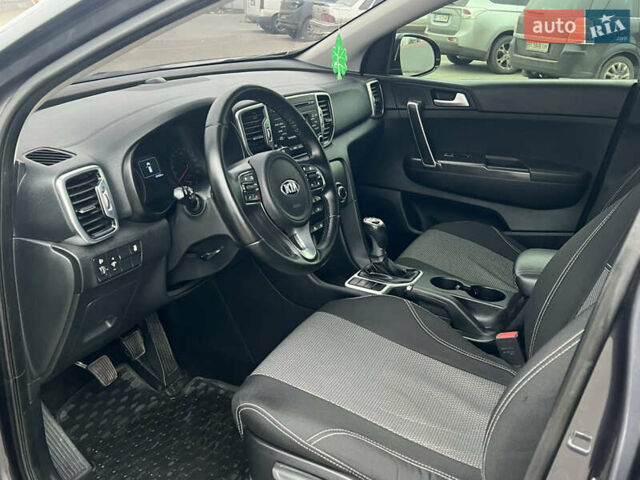 Сірий Кіа Sportage, об'ємом двигуна 1.7 л та пробігом 125 тис. км за 14750 $, фото 48 на Automoto.ua