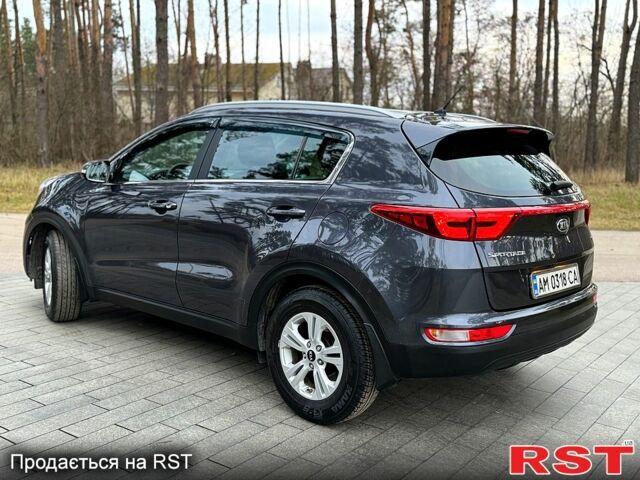 Серый Киа Sportage, объемом двигателя 1.7 л и пробегом 97 тыс. км за 16499 $, фото 4 на Automoto.ua