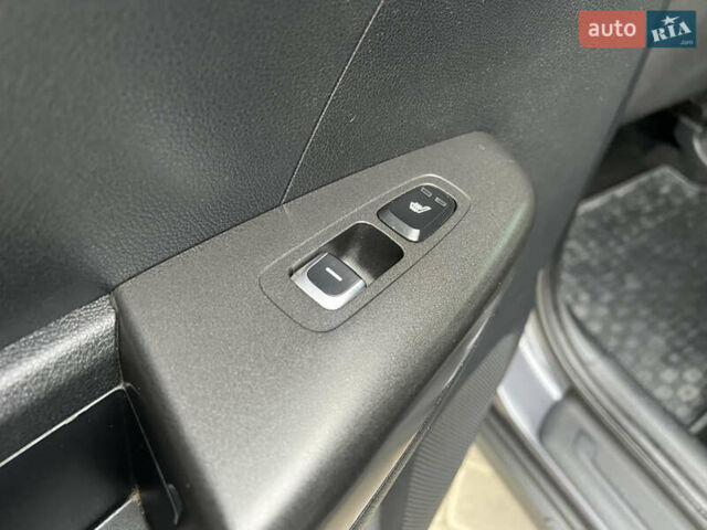 Сірий Кіа Sportage, об'ємом двигуна 1.7 л та пробігом 125 тис. км за 14750 $, фото 71 на Automoto.ua