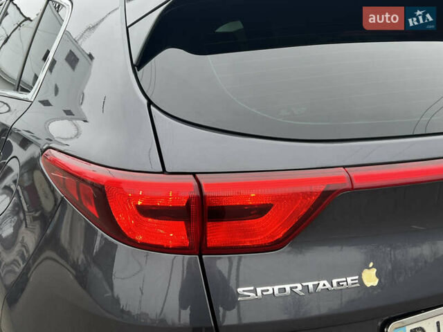 Сірий Кіа Sportage, об'ємом двигуна 1.7 л та пробігом 125 тис. км за 14750 $, фото 98 на Automoto.ua