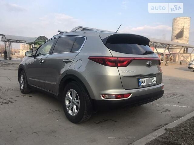 Сірий Кіа Sportage, об'ємом двигуна 2 л та пробігом 97 тис. км за 17500 $, фото 7 на Automoto.ua