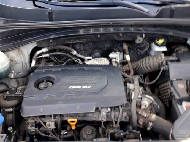 Серый Киа Sportage, объемом двигателя 1.7 л и пробегом 87 тыс. км за 16200 $, фото 2 на Automoto.ua