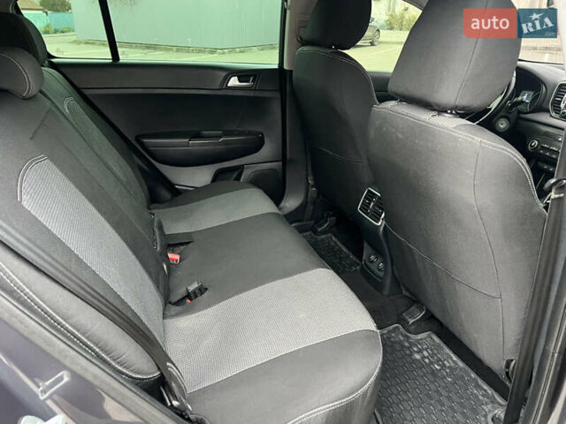 Сірий Кіа Sportage, об'ємом двигуна 1.7 л та пробігом 125 тис. км за 14750 $, фото 73 на Automoto.ua