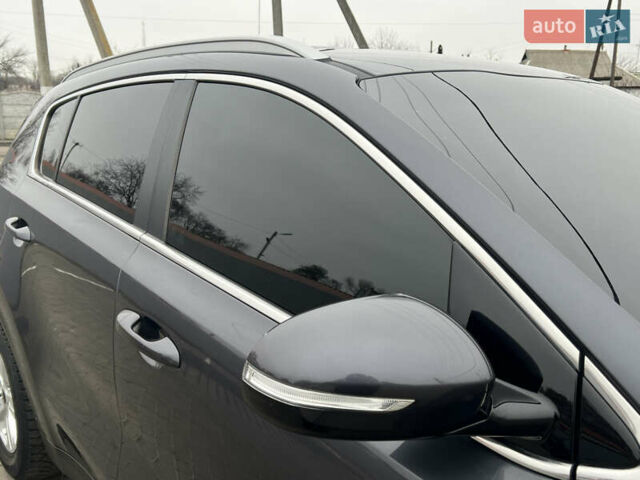 Сірий Кіа Sportage, об'ємом двигуна 1.7 л та пробігом 125 тис. км за 14750 $, фото 38 на Automoto.ua