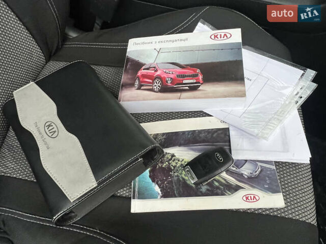Сірий Кіа Sportage, об'ємом двигуна 1.7 л та пробігом 125 тис. км за 14750 $, фото 87 на Automoto.ua