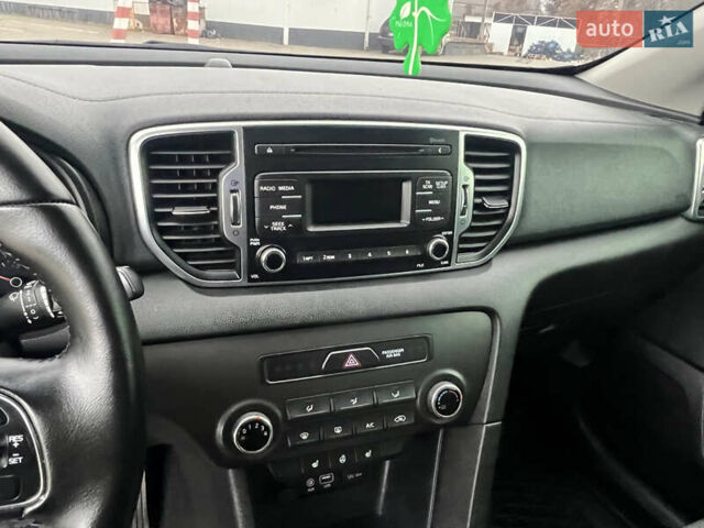 Сірий Кіа Sportage, об'ємом двигуна 1.7 л та пробігом 125 тис. км за 14750 $, фото 54 на Automoto.ua