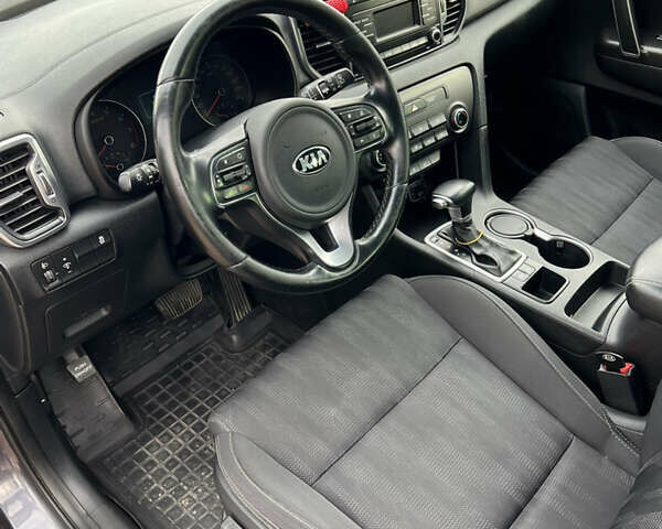 Серый Киа Sportage, объемом двигателя 2 л и пробегом 124 тыс. км за 17300 $, фото 21 на Automoto.ua