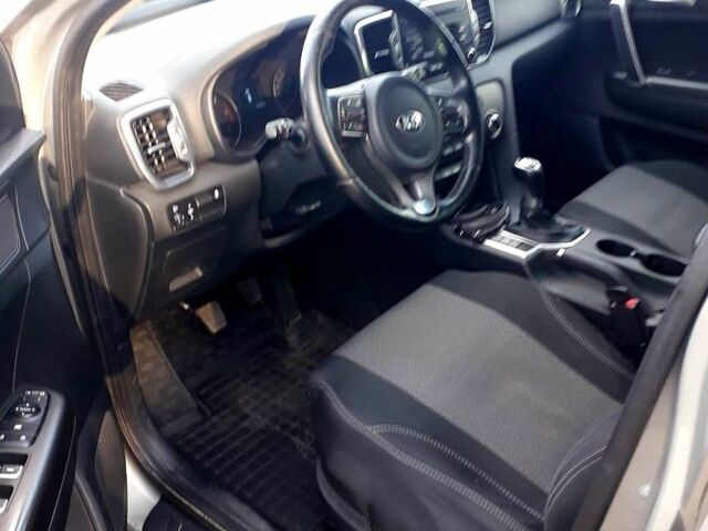 Серый Киа Sportage, объемом двигателя 1.7 л и пробегом 87 тыс. км за 16200 $, фото 3 на Automoto.ua