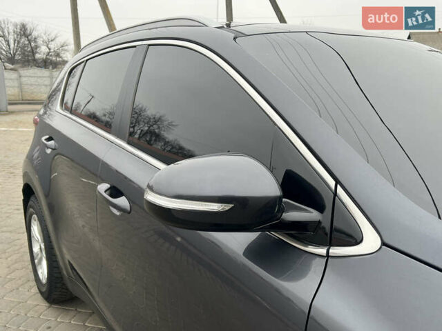 Сірий Кіа Sportage, об'ємом двигуна 1.7 л та пробігом 125 тис. км за 14750 $, фото 44 на Automoto.ua