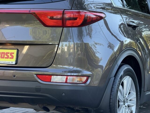 Серый Киа Sportage, объемом двигателя 1.6 л и пробегом 152 тыс. км за 16999 $, фото 16 на Automoto.ua