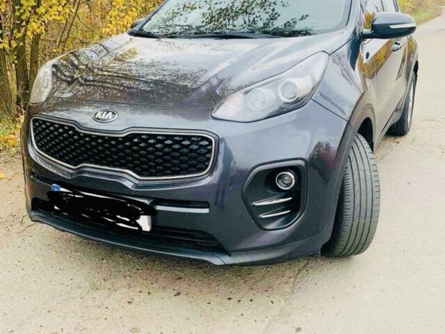 Серый Киа Sportage, объемом двигателя 1.7 л и пробегом 130 тыс. км за 16000 $, фото 1 на Automoto.ua