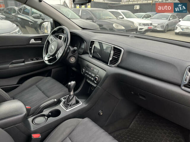 Серый Киа Sportage, объемом двигателя 1.7 л и пробегом 124 тыс. км за 16350 $, фото 19 на Automoto.ua