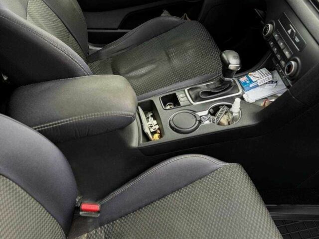 Сірий Кіа Sportage, об'ємом двигуна 2 л та пробігом 159 тис. км за 14650 $, фото 15 на Automoto.ua