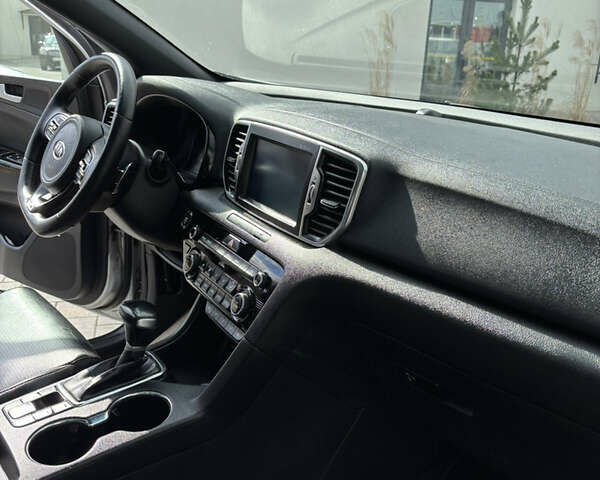 Серый Киа Sportage, объемом двигателя 2 л и пробегом 243 тыс. км за 22000 $, фото 23 на Automoto.ua