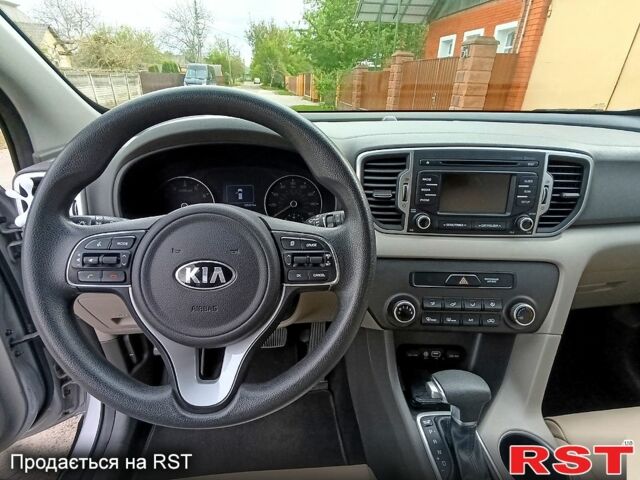 Сірий Кіа Sportage, об'ємом двигуна 2.4 л та пробігом 170 тис. км за 14500 $, фото 4 на Automoto.ua
